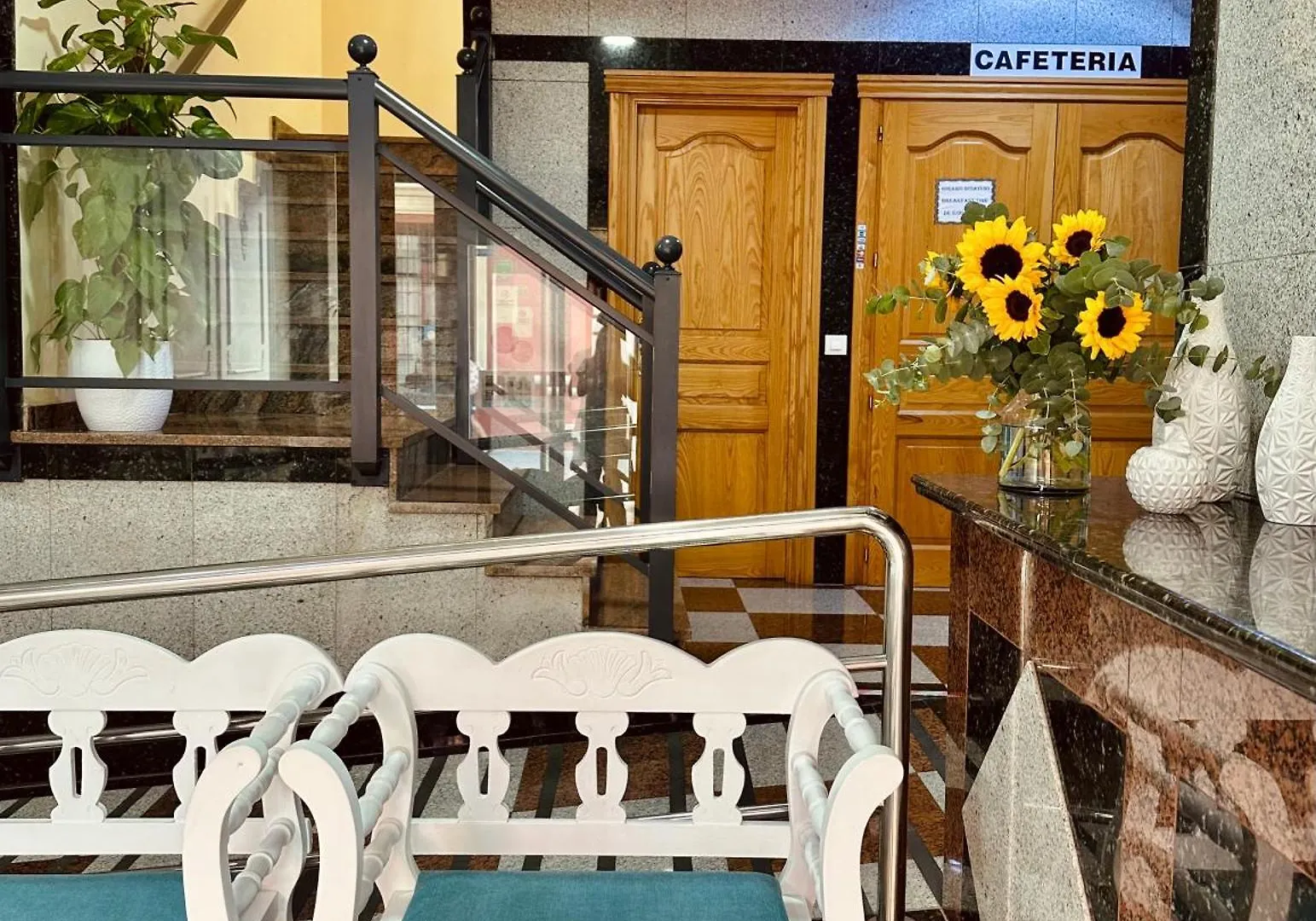 Hotel Reyesol Фуэнхирола