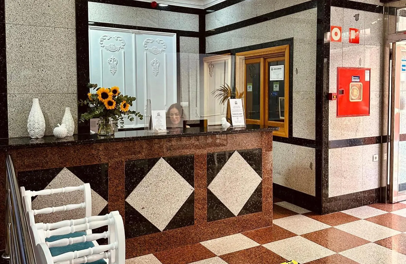 Hotel Reyesol Фуэнхирола